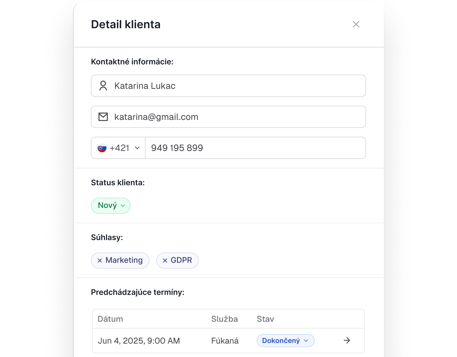 Detailný profil klienta s osobnými informáciami a preferenciami